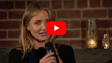 Cameron Diaz : apprendre la Méditation Transcendantale est la chose la plus simple qui soit (4:19)