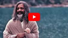 Maharishi décrit la Méditation Transcendantale (5:05)